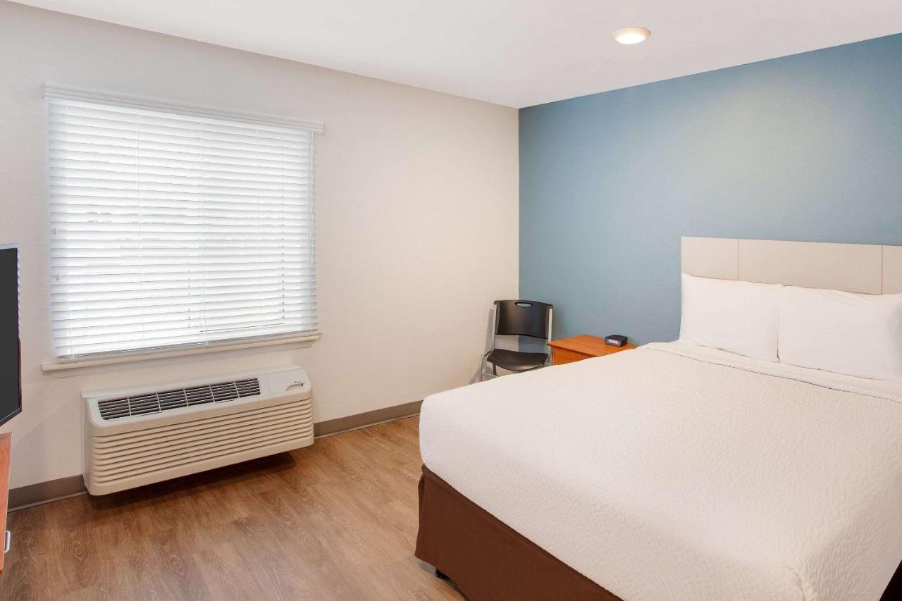 Woodspring Suites Brownsville Exteriör bild