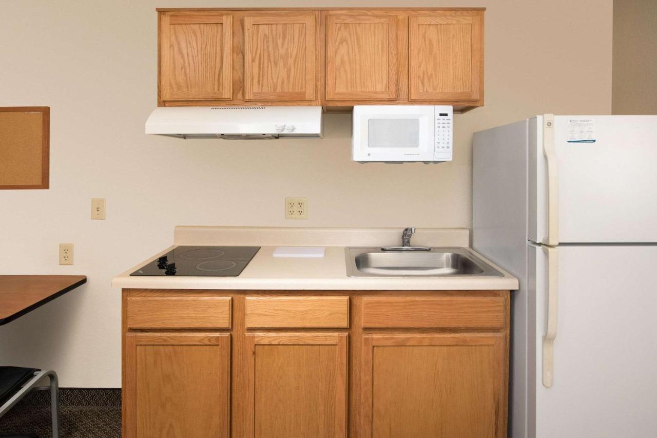 Woodspring Suites Brownsville Exteriör bild